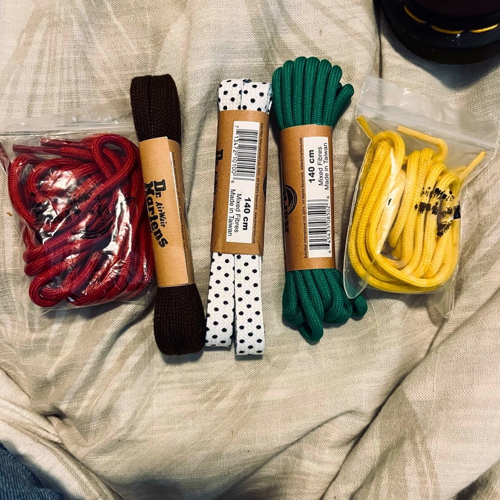 NWT. 5 pairs of Dr. Martin shoelaces.